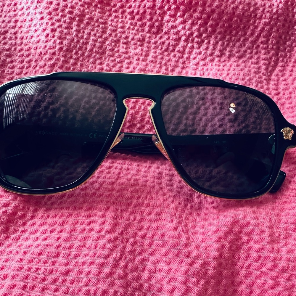 Authentic Versace Sunglasses 😎